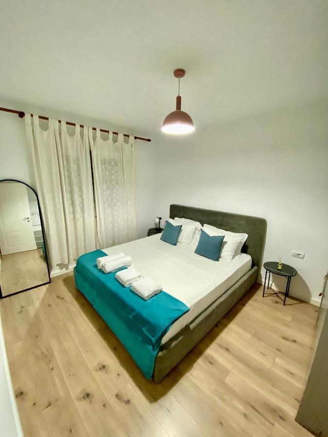 Jolie Center Apartment Тирана Экстерьер фото